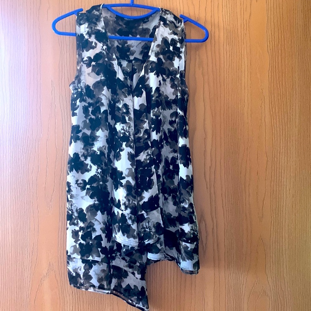 Women’s dressy tank top